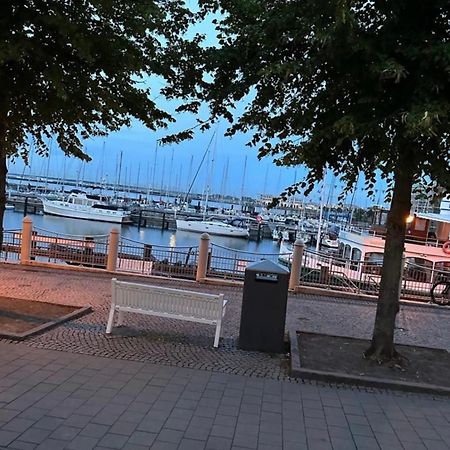 Lighthouse Lodge Rostock Exteriör bild